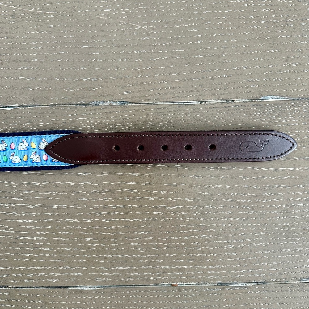 Vineyard Vines Boys Playful Easter Bunny Print Leather & Navy Belt • Size 28 - Picture 6 of 10